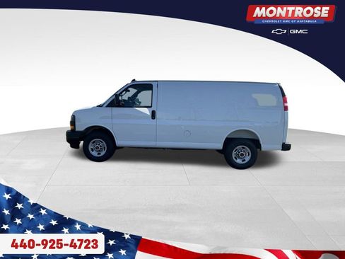 New 2025 GMC Savana 3500 w/ Driver Convenience Package RWD image 2