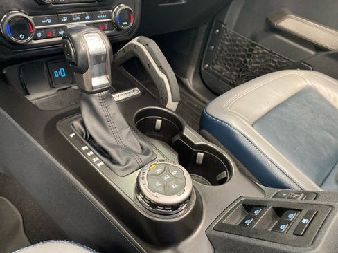 Used 2021 Ford Bronco Outer Banks w/ Sasquatch Package AWD/4WD image 25