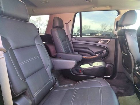 Used 2015 GMC Yukon Denali w/ Premium Package image 25