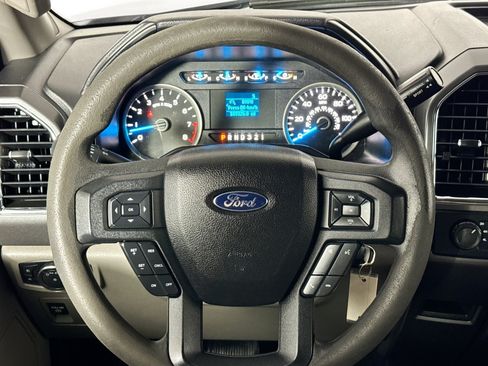 Used 2015 Ford F150 XLT AWD/4WD image 20