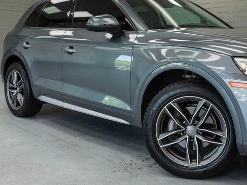 Used 2018 Audi Q5 2.0T Premium w/ Convenience Package AWD/4WD image 8