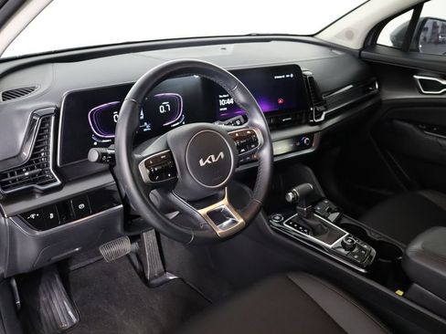 Used 2025 Kia Sportage EX FWD image 24