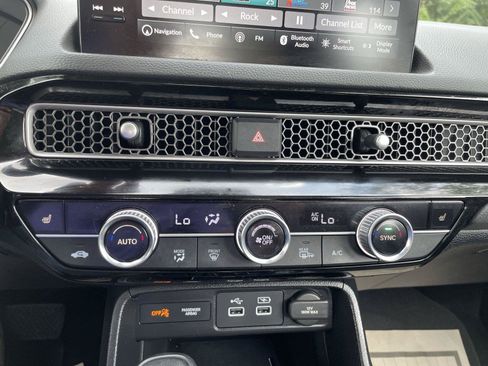 Used 2024 Honda Civic Touring image 19