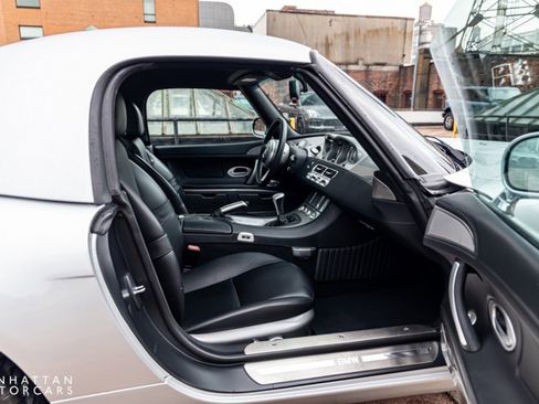 Used 2001 BMW Z8 image 52