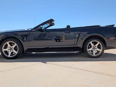 Used 1999 Ford Mustang Cobra RWD image 7