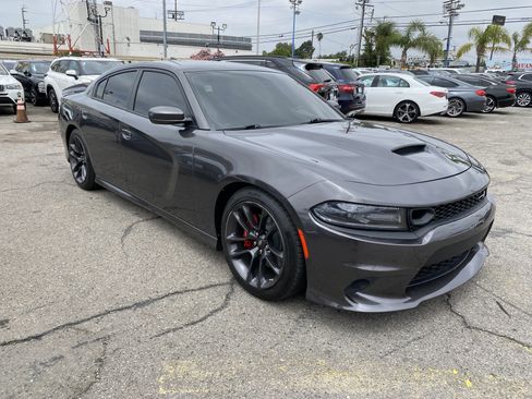 Used 2020 Dodge Charger Scat Pack RWD image 6