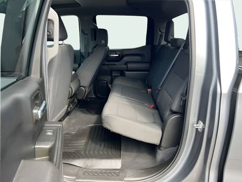 Used 2020 Chevrolet Silverado 1500 Custom w/ Custom Value Package image 13