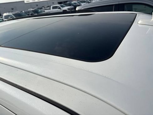 Used 2020 Ford Expedition XLT RWD image 4