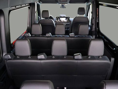 New 2025 Mercedes-Benz Sprinter 2500 image 10