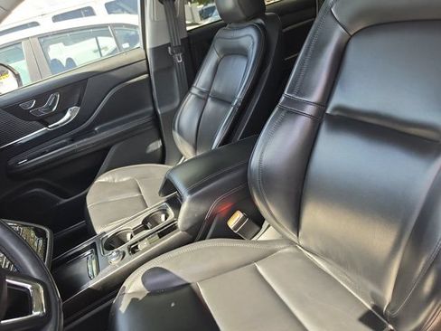 Used 2021 Lincoln Corsair FWD image 15