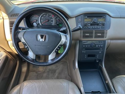 Used 2004 Honda Pilot EX image 10