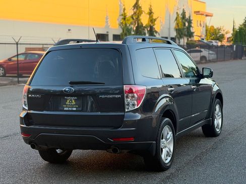 Used 2009 Subaru Forester 2.5X Limited AWD/4WD image 4