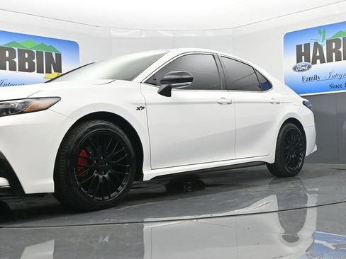 Used 2023 Toyota Camry SE image 18