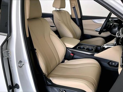 Certified 2026 Acura MDX SH-AWD image 9