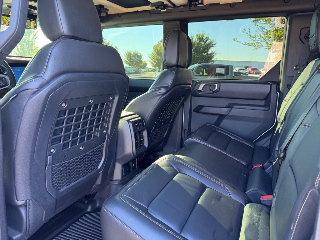 Used 2025 Ford Bronco Badlands AWD/4WD image 14