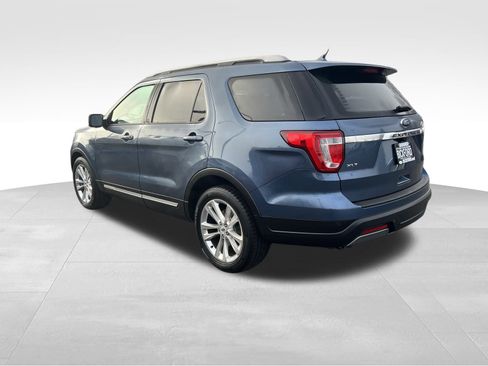 Used 2019 Ford Explorer XLT w/ Equipment Group 202A image 8