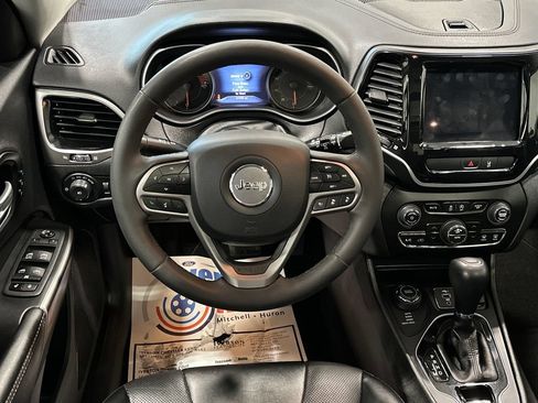 Used 2022 Jeep Cherokee Limited AWD/4WD image 29