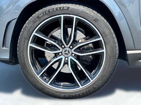 Used 2020 Mercedes-Benz GLS 580 4MATIC image 11