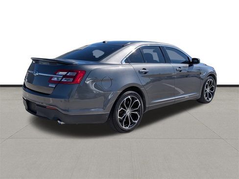Used 2018 Ford Taurus SHO w/ Driver Assist Package image 5