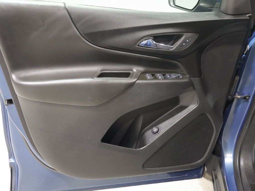 Used 2024 Chevrolet Equinox LT AWD/4WD image 12