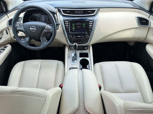 Used 2024 Nissan Murano SL FWD image 17