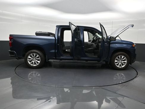 Used 2022 Chevrolet Silverado 1500 Custom RWD image 32