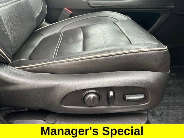 Used 2020 GMC Acadia Denali w/ Technology Package FWD image 56
