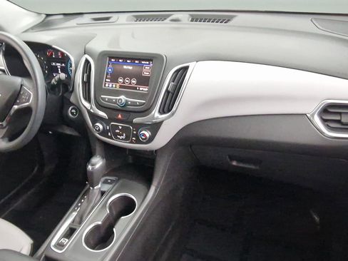 Certified 2021 Chevrolet Equinox LS image 27