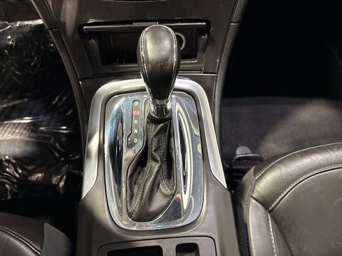 Used 2014 Buick Regal FWD image 19