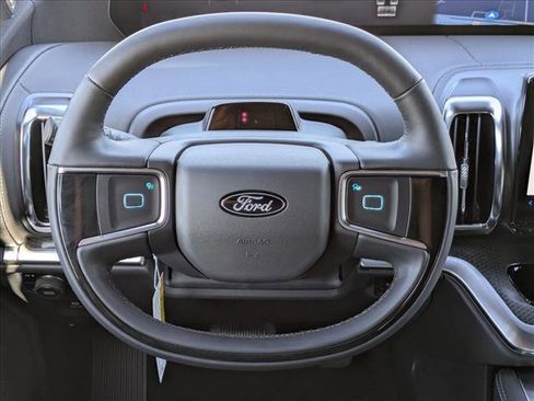 New 2025 Ford Expedition Platinum w/ Stealth Appearance Package image 10