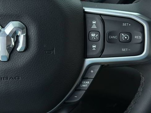 Used 2025 RAM 1500 Big Horn AWD/4WD image 29