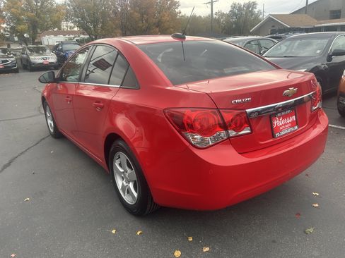 Used 2016 Chevrolet Cruze LT FWD image 4