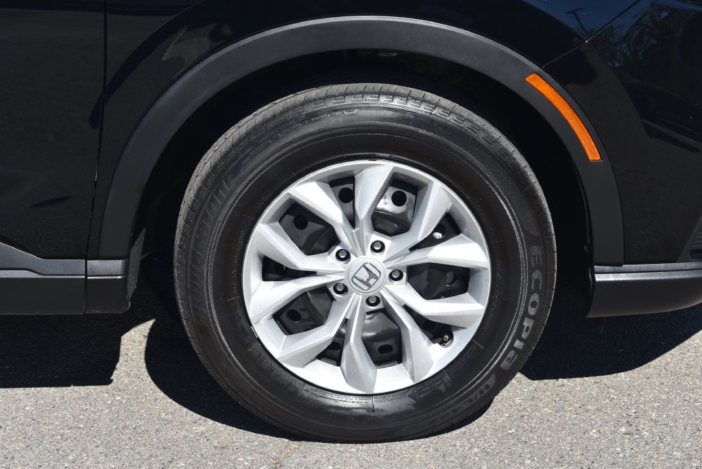 Used 2025 Honda CR-V LX image 9