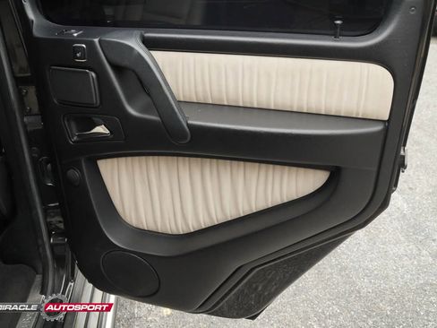 Used 2014 Mercedes-Benz G 550 image 33