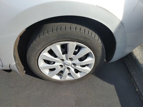 Used 2016 Nissan Leaf S w/ Charger Package FWD image 4