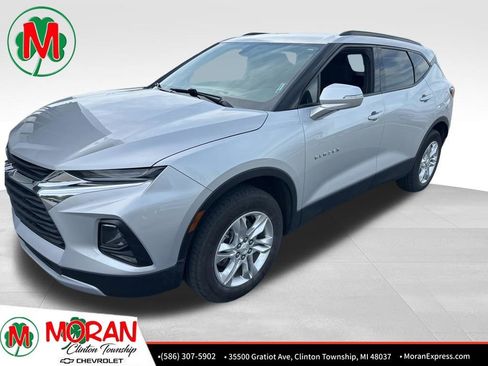 Used 2021 Chevrolet Blazer LT FWD image 1