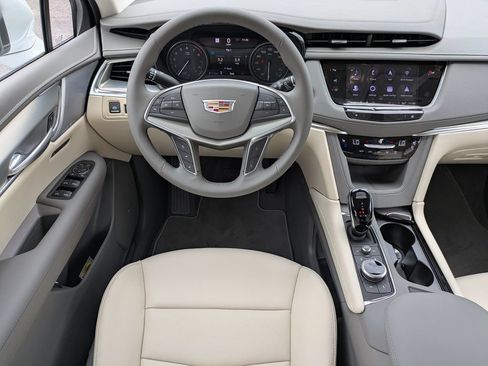 New 2026 Cadillac XT5 Premium Luxury w/ Driver Assist Package FWD image 19