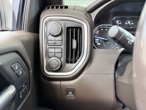 Used 2021 GMC Sierra 1500 SLT w/ SLT Premium Package AWD/4WD image 37