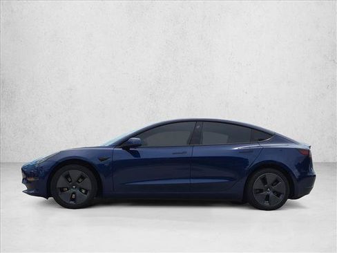 Used 2023 Tesla Model 3 Standard Range RWD image 9