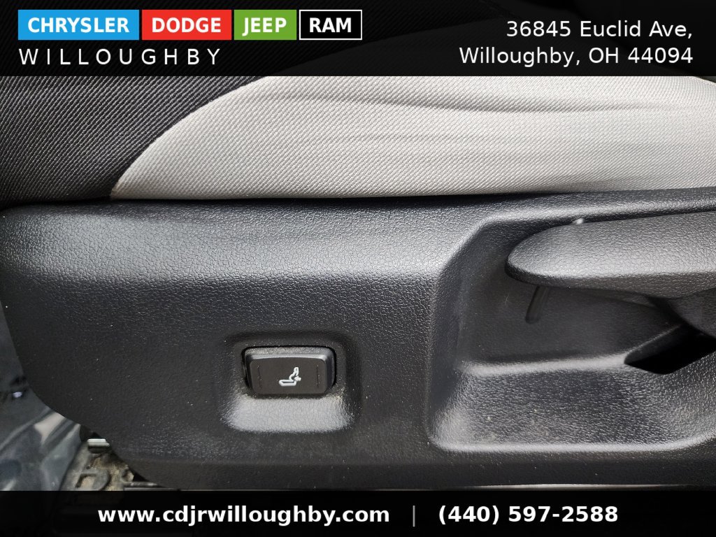 Used 2024 Toyota Tacoma TRD Off-Road AWD/4WD image 16