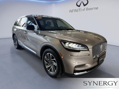 Used 2020 Lincoln Aviator 2WD image 3