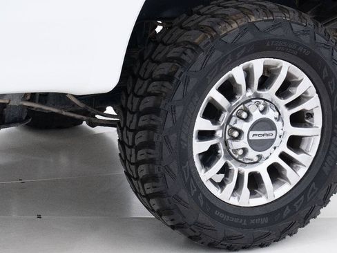 Used 2022 Ford F250 XLT w/ XLT Premium Package AWD/4WD image 67