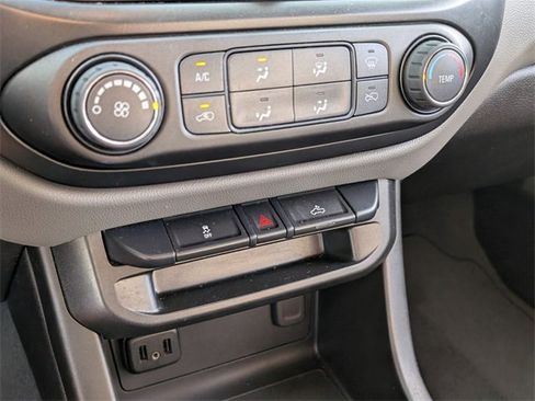 Used 2022 Chevrolet Colorado W/T w/ Custom Special Edition image 21