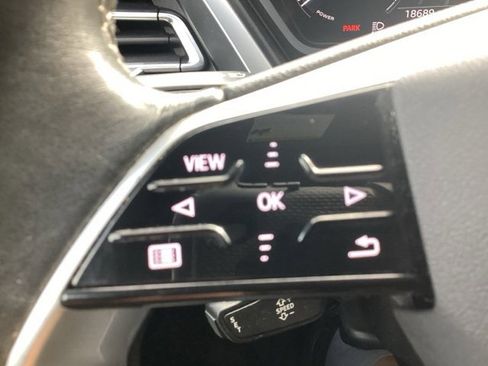 Used 2022 Audi Q4 e-tron Premium w/ Convenience Package image 14