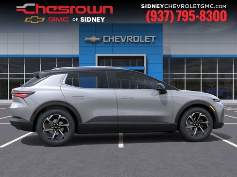 New 2026 Chevrolet Equinox EV LT AWD/4WD image 5