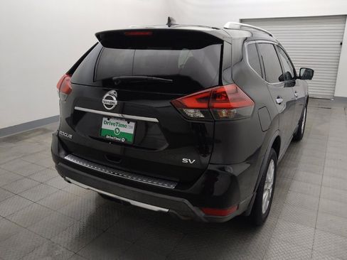 Used 2018 Nissan Rogue SV w/ Premium Package FWD image 7