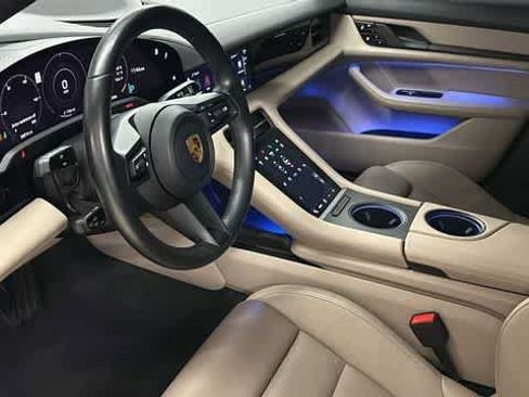 Used 2021 Porsche Taycan RWD image 25