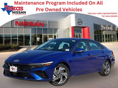 Used 2025 Hyundai Elantra Limited