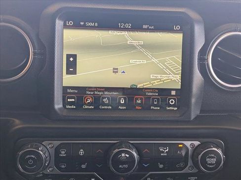 Used 2020 Jeep Wrangler Unlimited Sahara AWD/4WD image 13