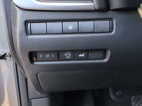 New 2026 Nissan Rogue SV FWD image 16